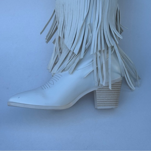 Altar'd State White Fringe Cowgirl Boots Women's 7 - Picture 7 of 9
